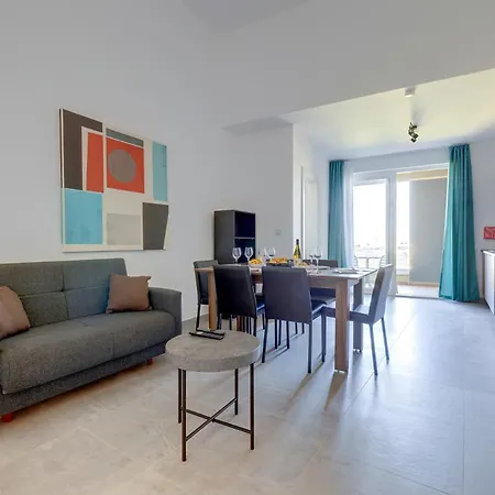 Salmar Court * Ghaxaq