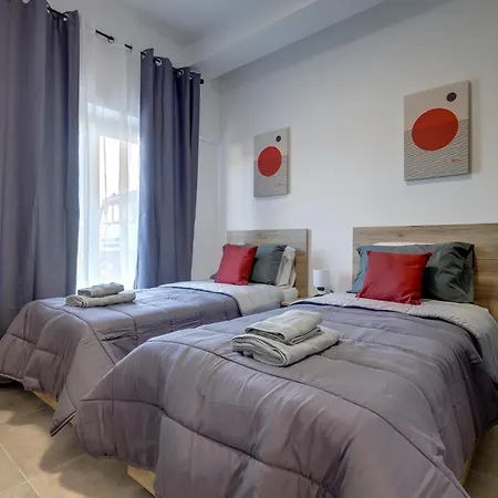 Apartment Salmar Court *