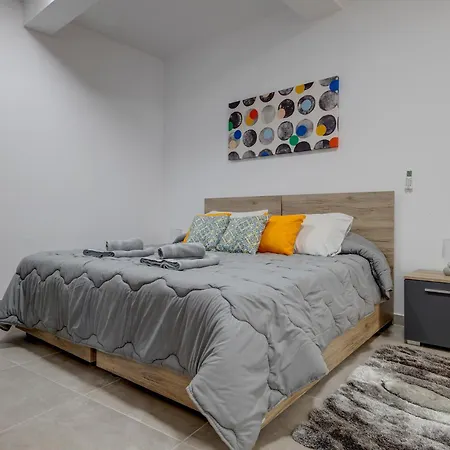 Apartment Salmar Court *