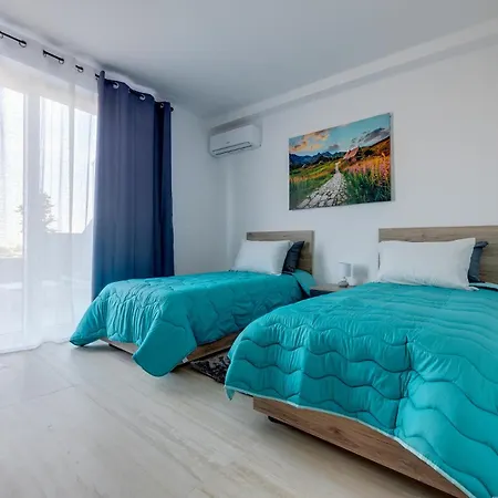 Διαμέρισμα Salmar Court With Pool By Buena Vista