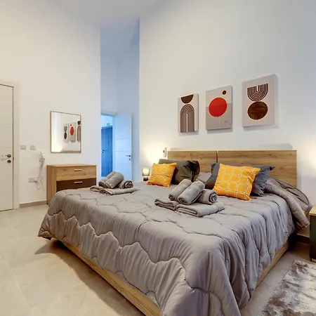 Διαμέρισμα Salmar Court With Pool By Buena Vista *