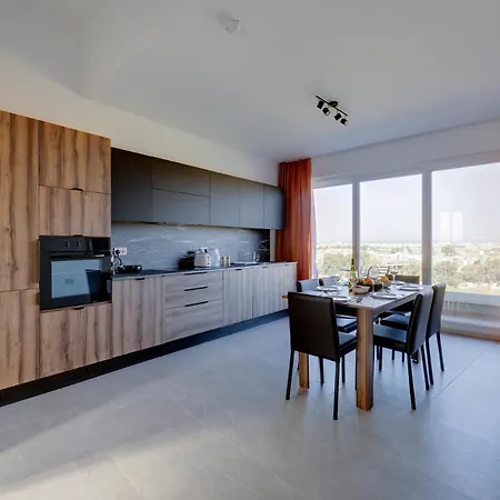 Salmar Court Apartment