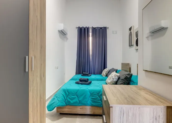 Apartment Salmar Court With Pool By Buena Vista Hal Ghaxiak