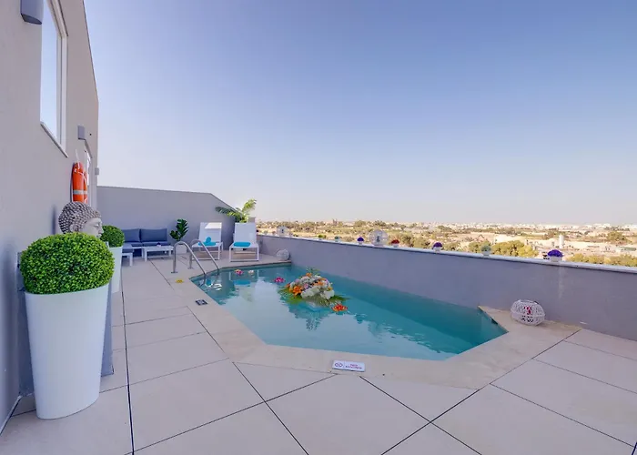 Apartment Salmar Court With Pool By Buena Vista