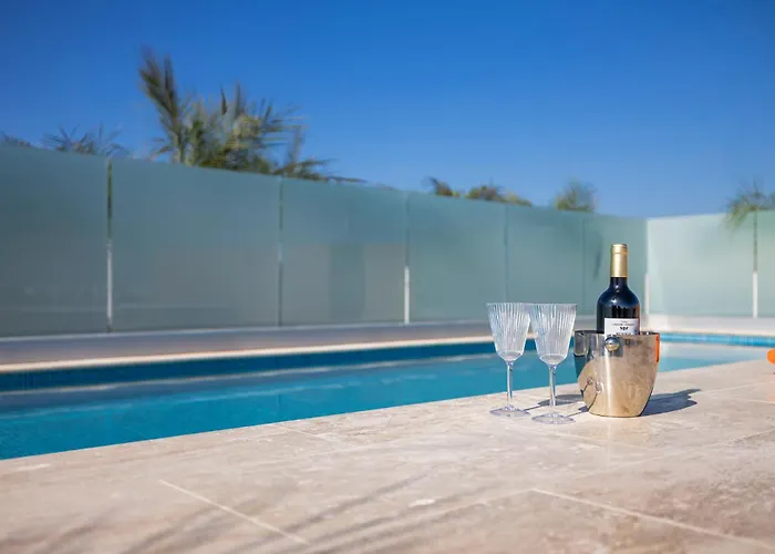 Appartement Salmar Court With Pool By Buena Vista *