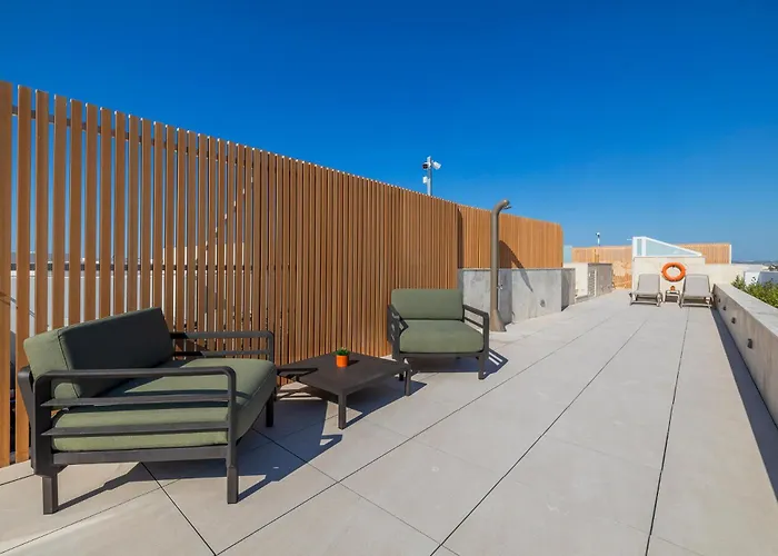 Salmar Court With Pool By Buena Vista Apartment Hal Ghaxiak